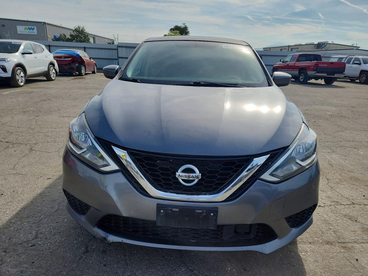 2018 Nissan Sentra S - Image 5