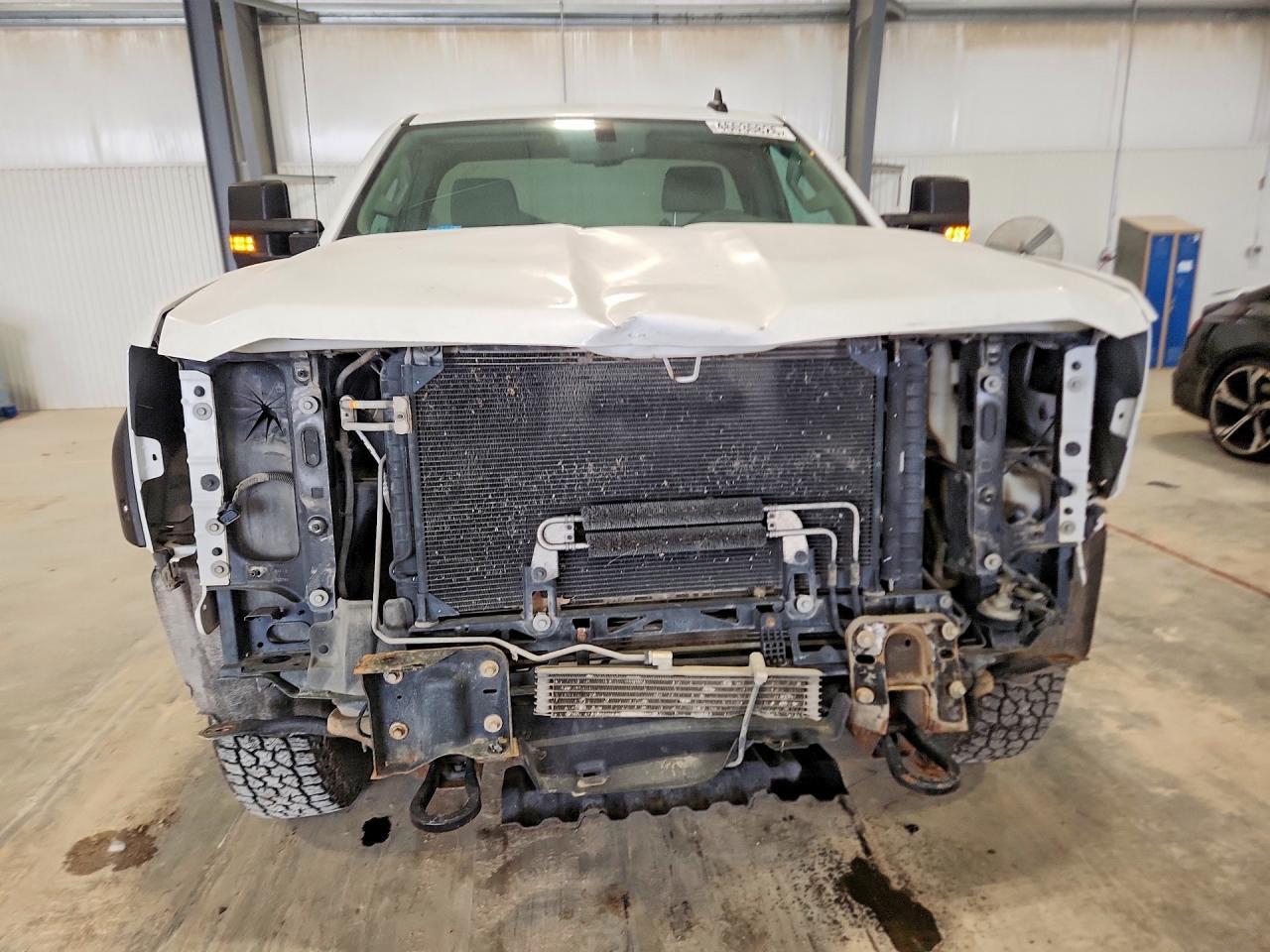 2015 Chevrolet Silverado K2500 Heavy Duty - Image 5