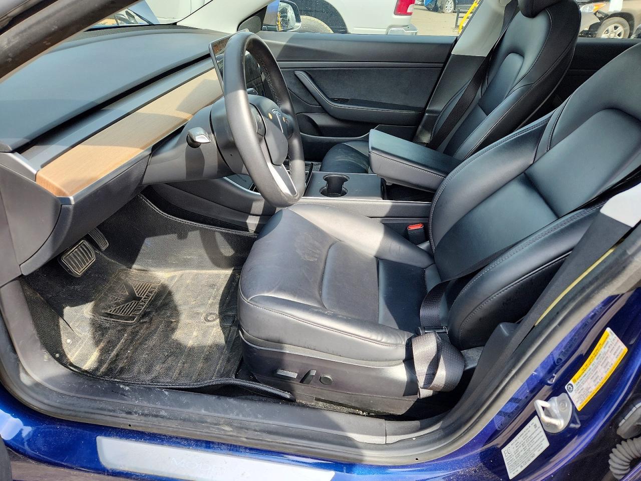 2020 Tesla Model 3 - Фото 7