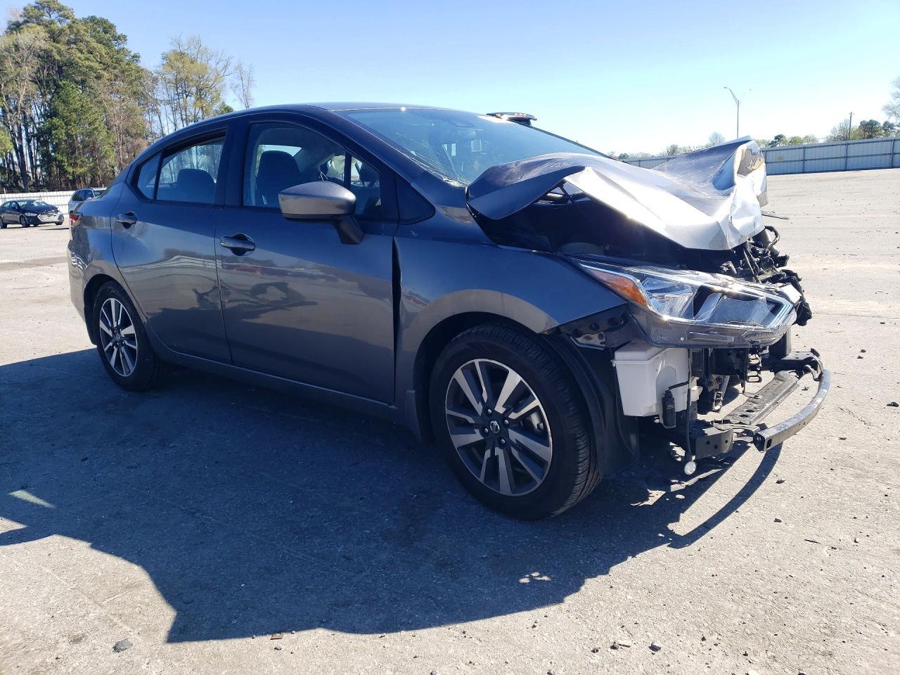 2022 Nissan Versa Sv - Фото 4
