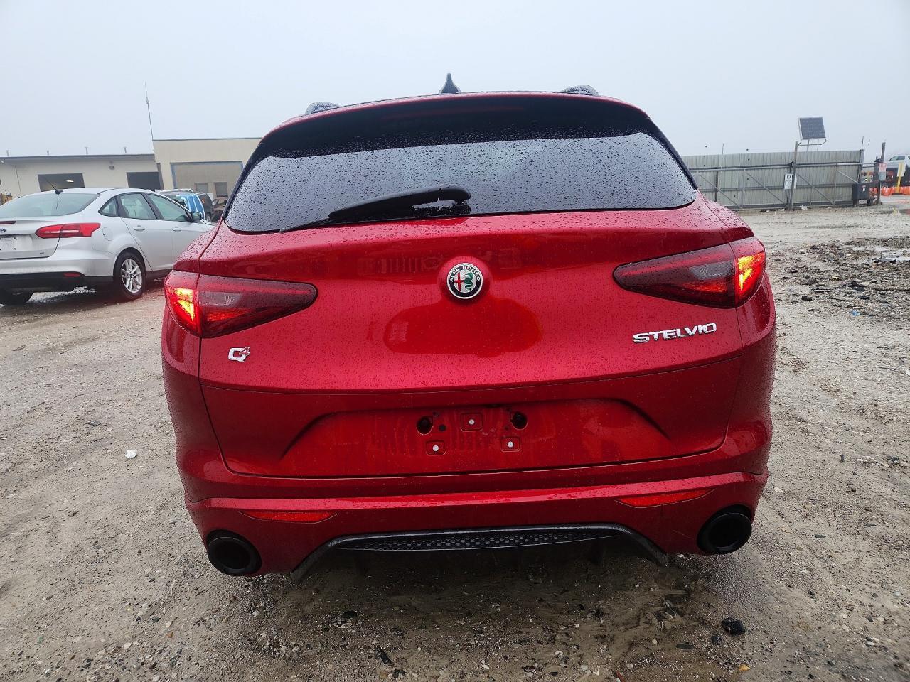2022 Alfa Romeo Stelvio Ti - Фото 6