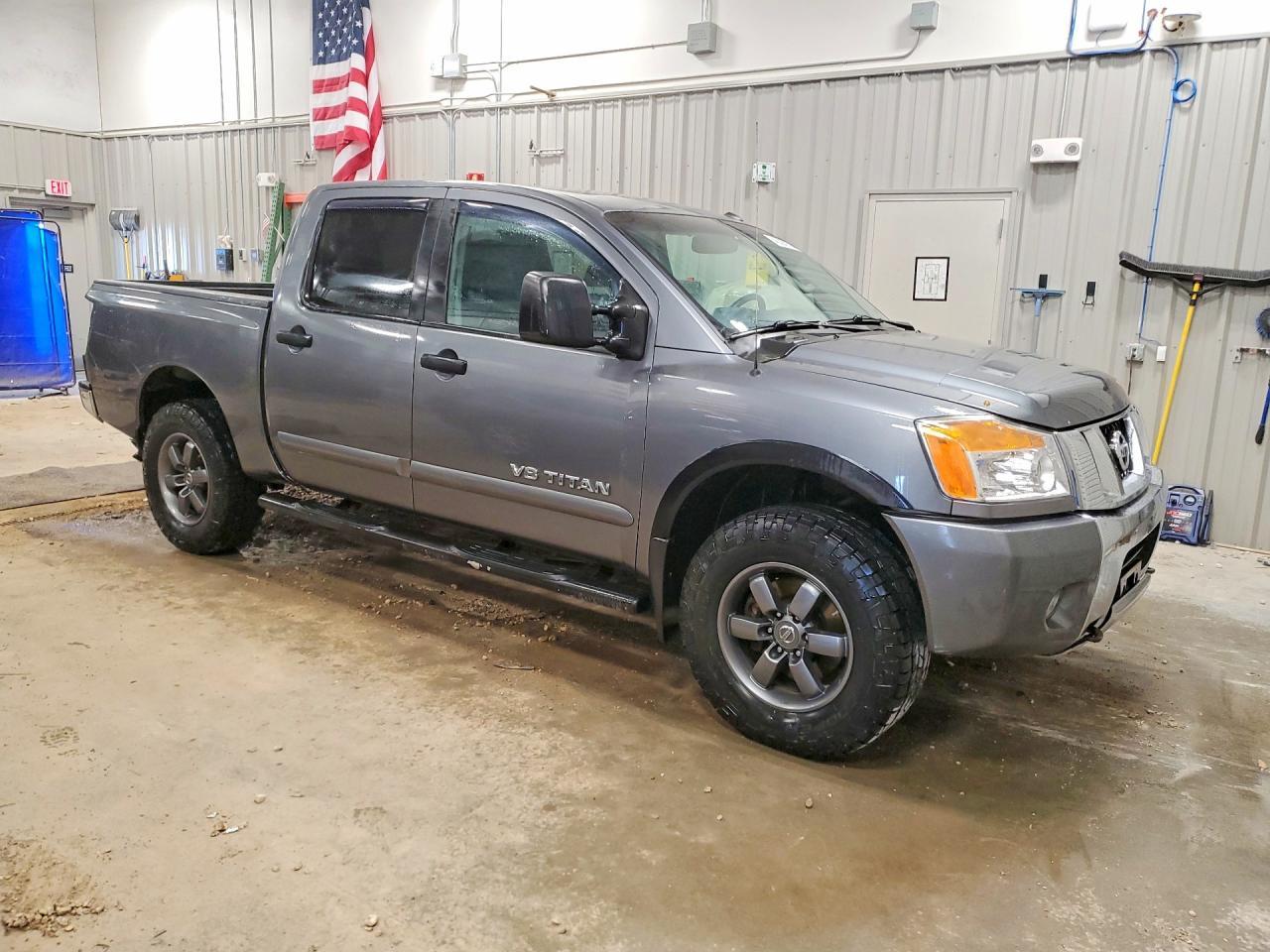 2014 Nissan Titan Sv - Фото 4