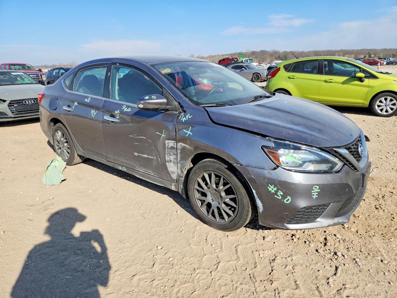 2017 Nissan Sentra S - Фото 4