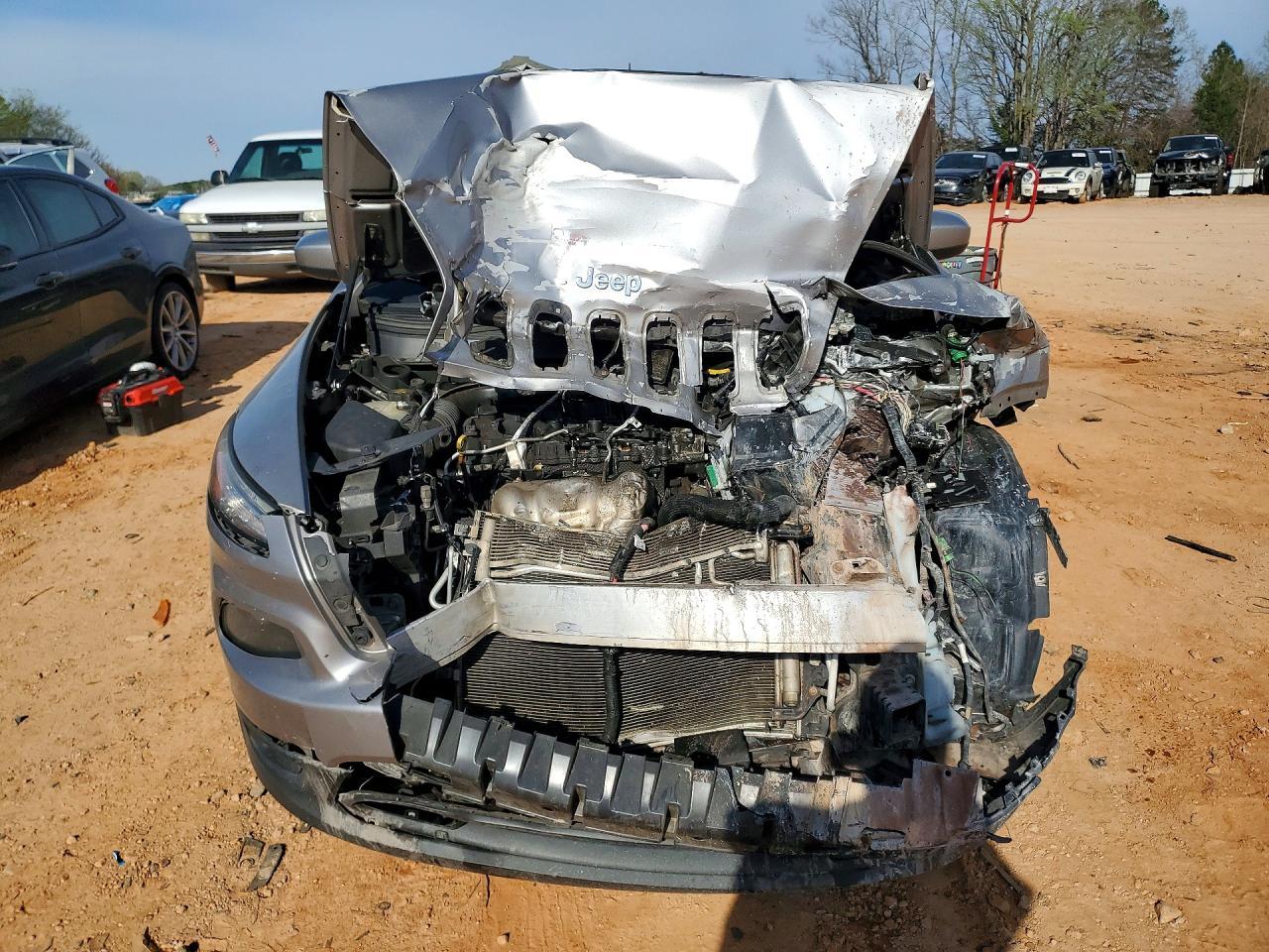 2018 Jeep Cherokee Latitude - Фото 5