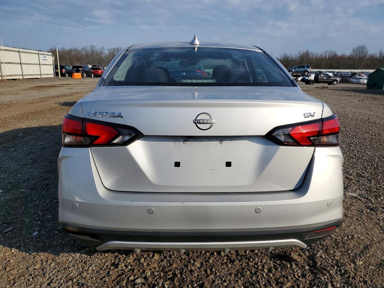 2023 Nissan Versa Sv - Фото 6