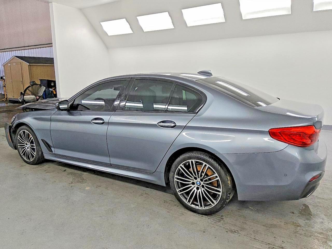 2017 BMW 540 I - Image 2