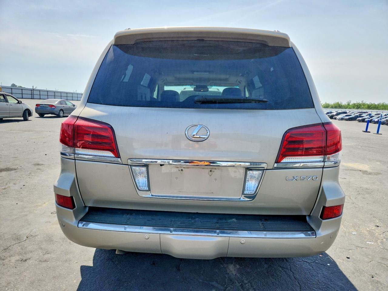2013 Lexus Lx 570 Base - Image 6
