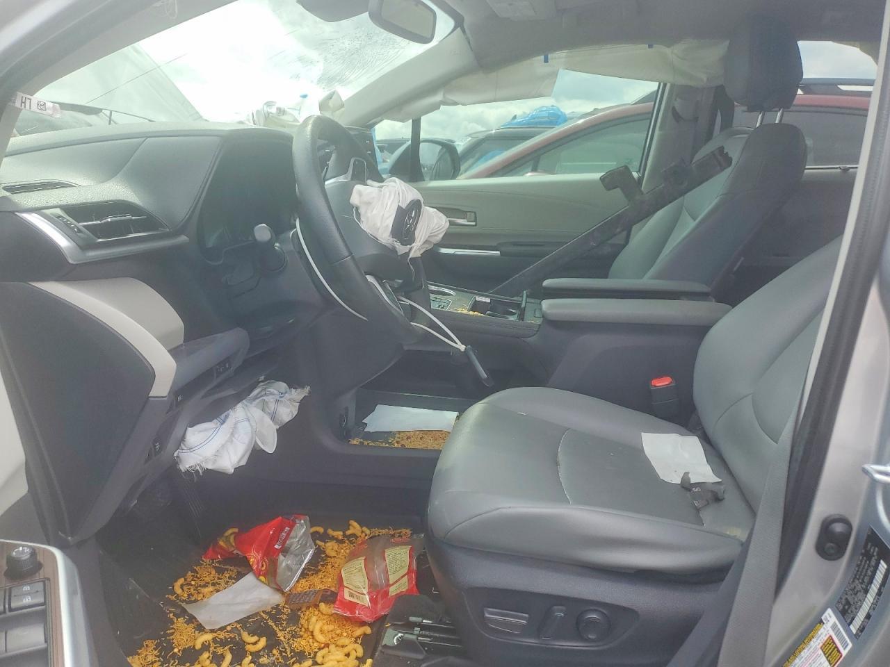 2022 Toyota Sienna Xle - Image 7