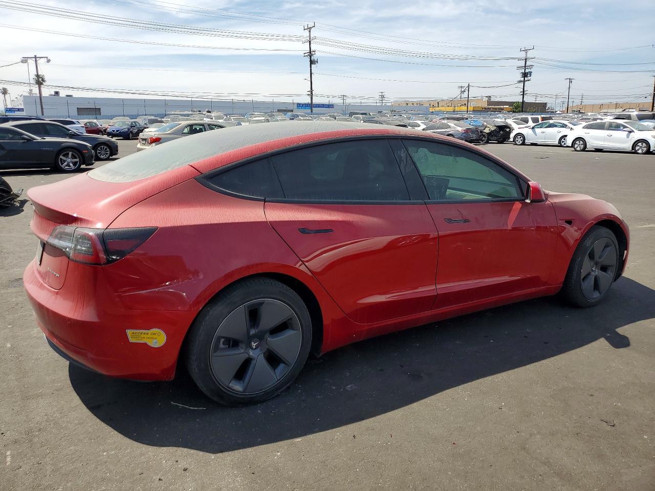 2022 Tesla Model 3 - Фото 3