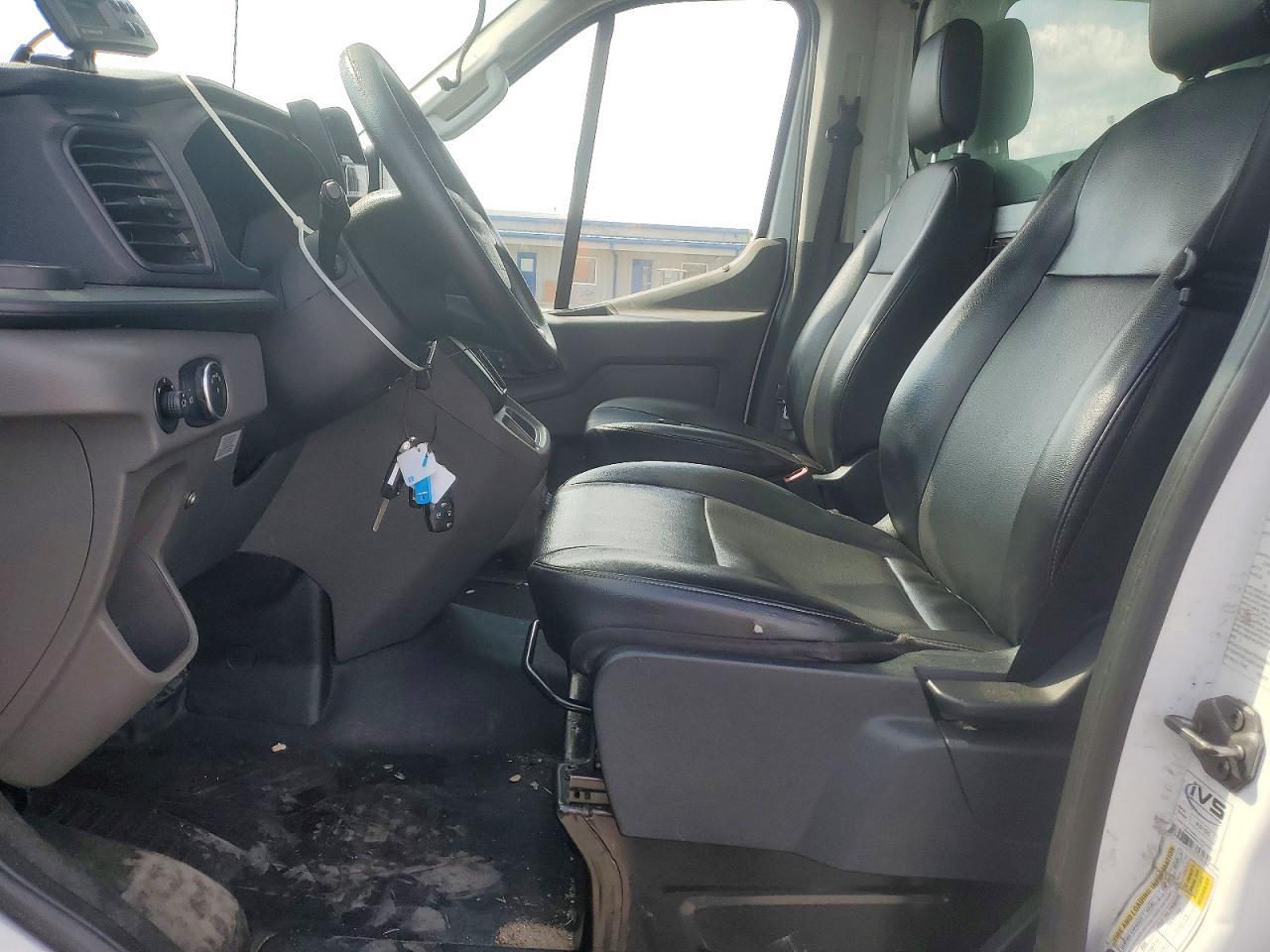 2020 Ford Transit Delivery Truck - Image 7