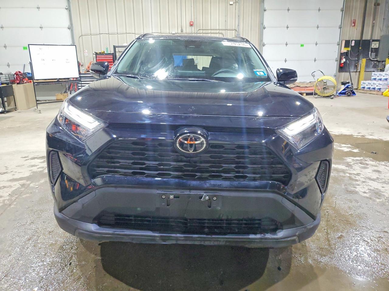 2025 Toyota Rav4 Hybrid Xle - Image 5