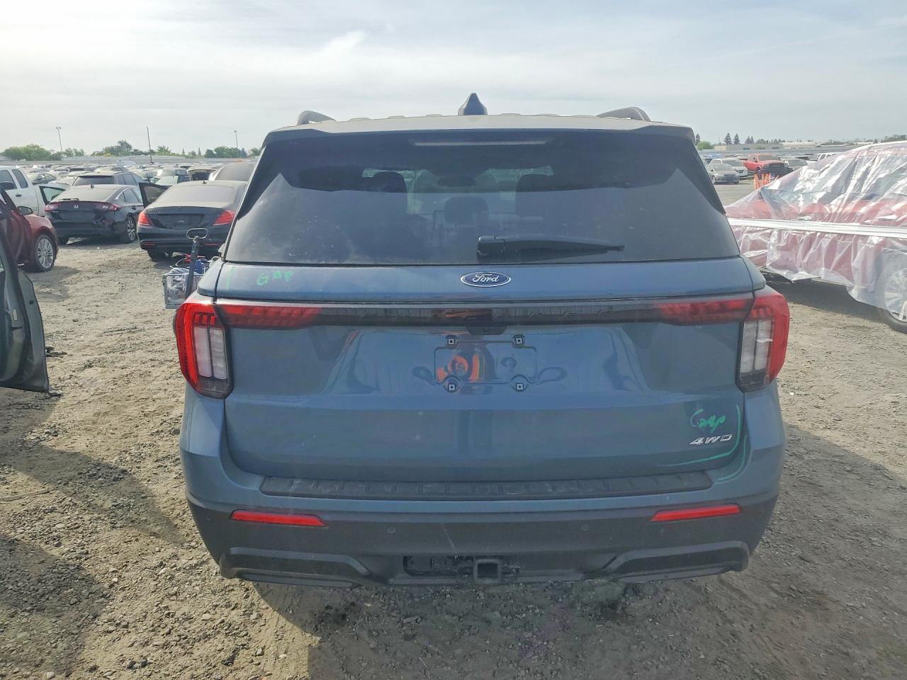 2025 Ford Explorer St-Line - Фото 6