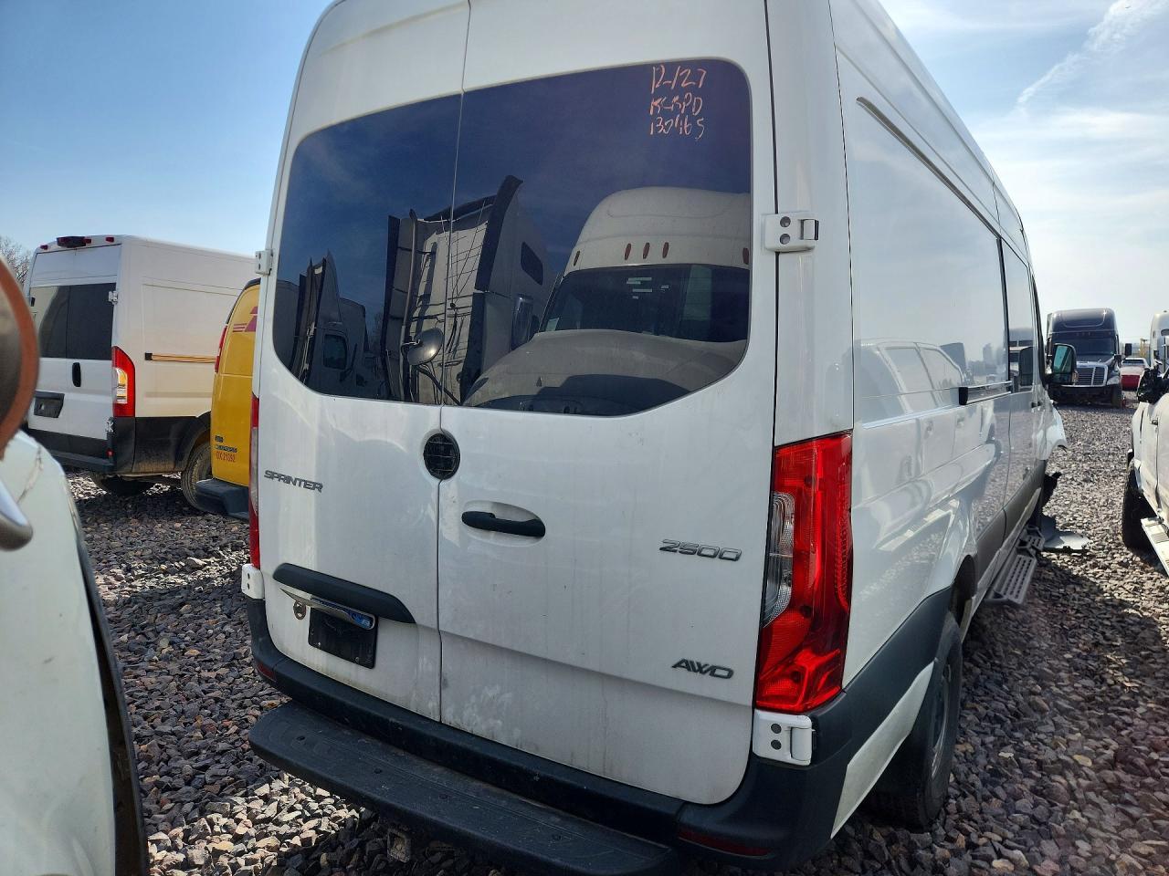 2024 Mercedes Benz Sprinter 2500 Delivery Van - Фото 3