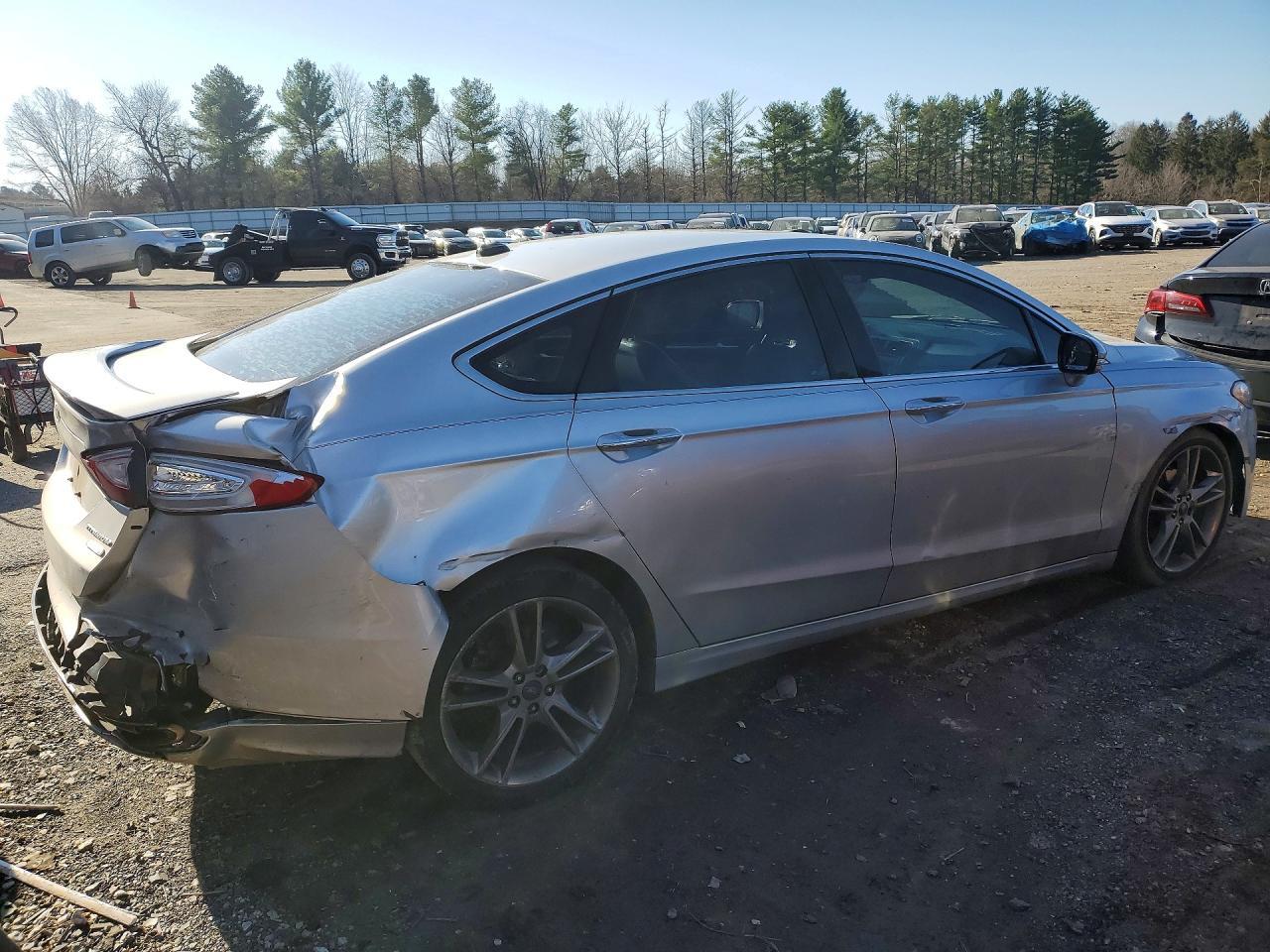 2015 Ford Fusion Titanium - Фото 3