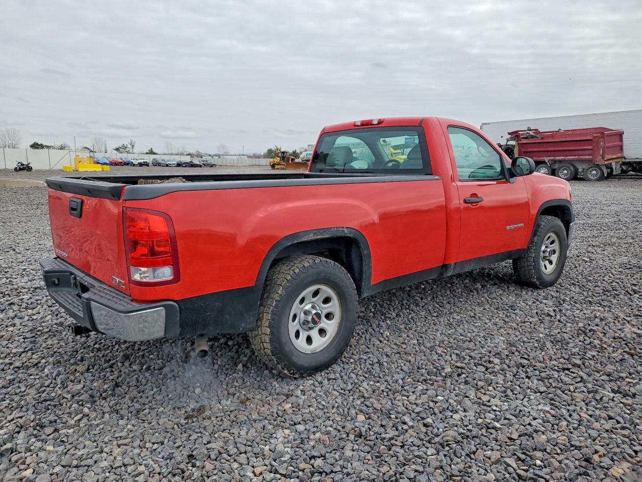 2013 GMC Sierra C1500 - Фото 3