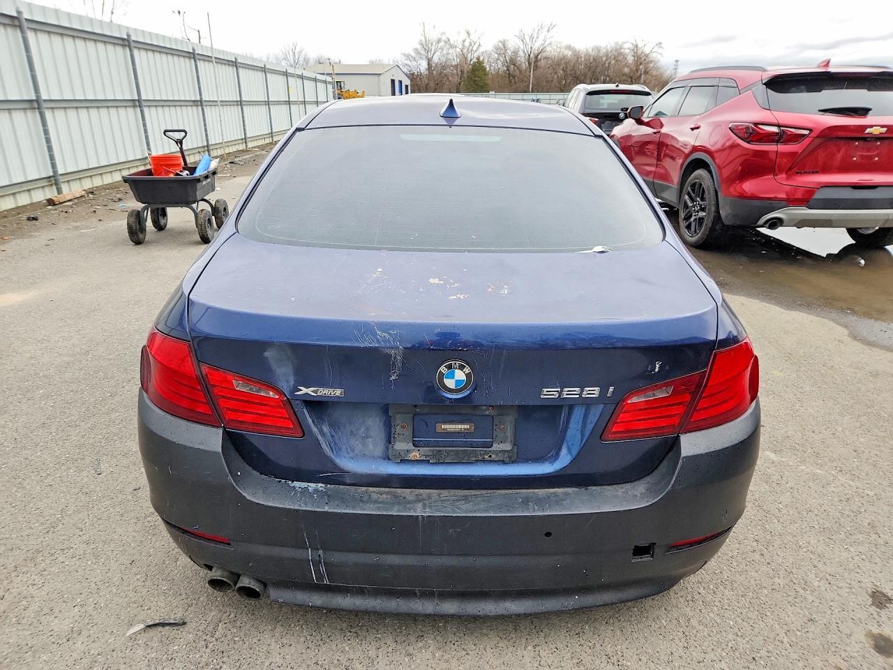 2013 BMW 5 Series - Фото 6
