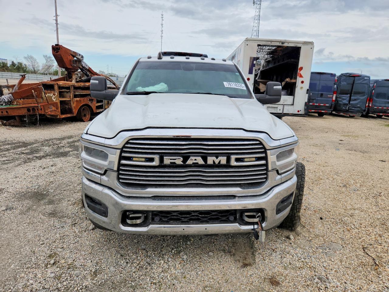 2024 Ram 3500 Cab & Chassis L - Image 5