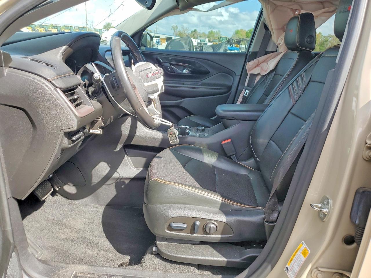 2022 GMC Terrain At4 - Image 7