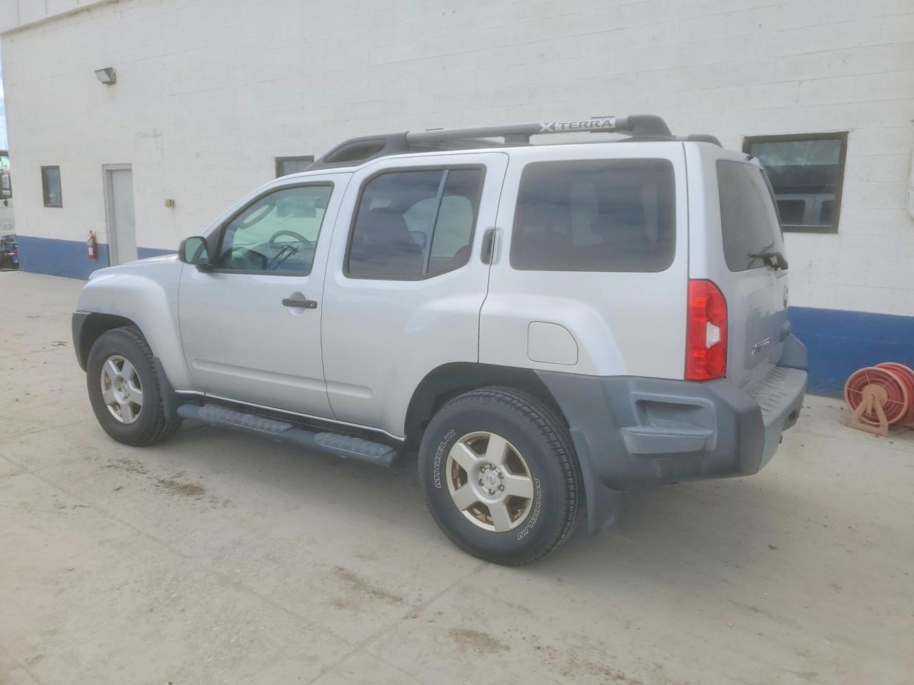 2007 Nissan Xterra - Image 2