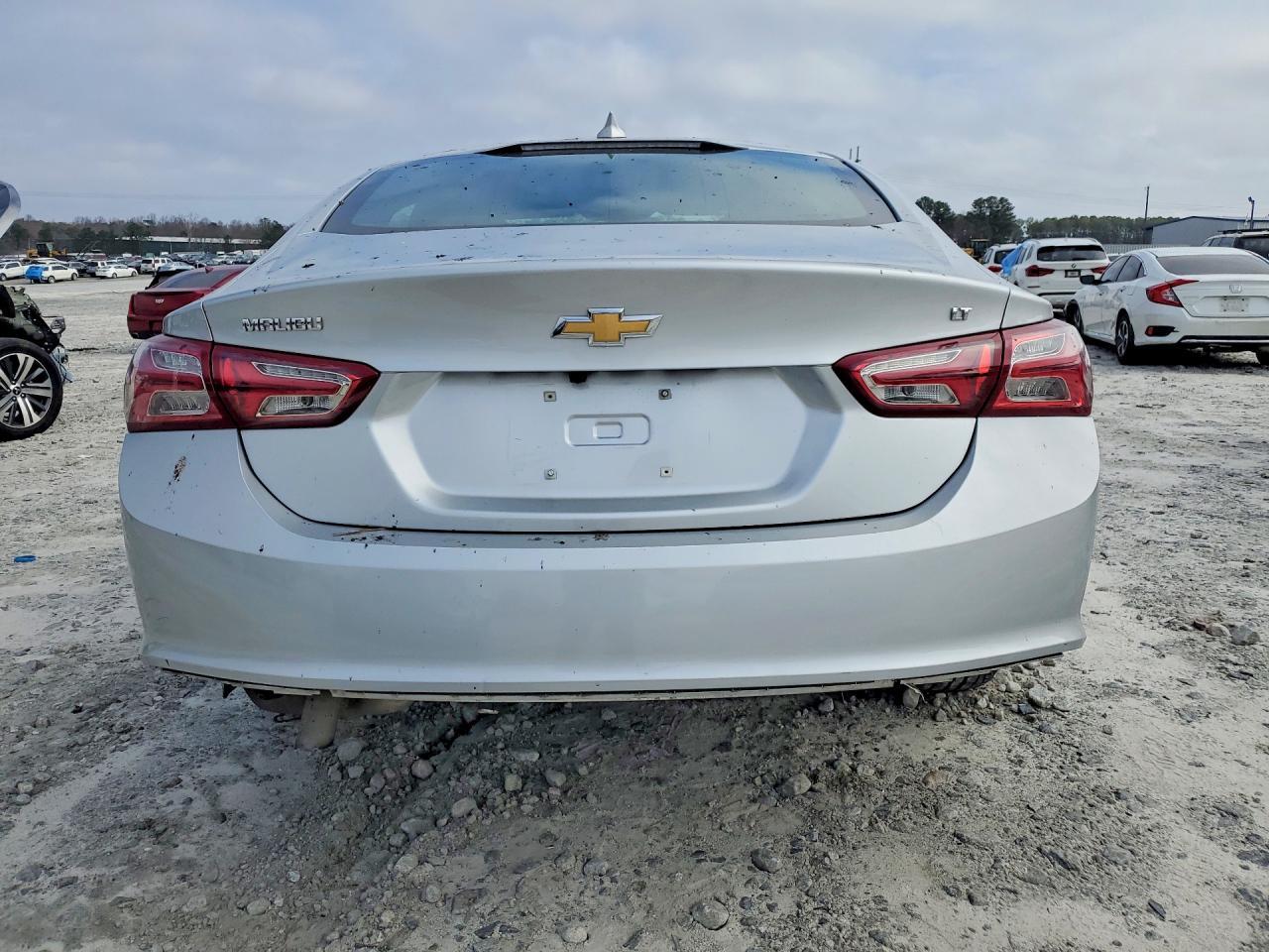 2022 Chevrolet Malibu Lt - Фото 6