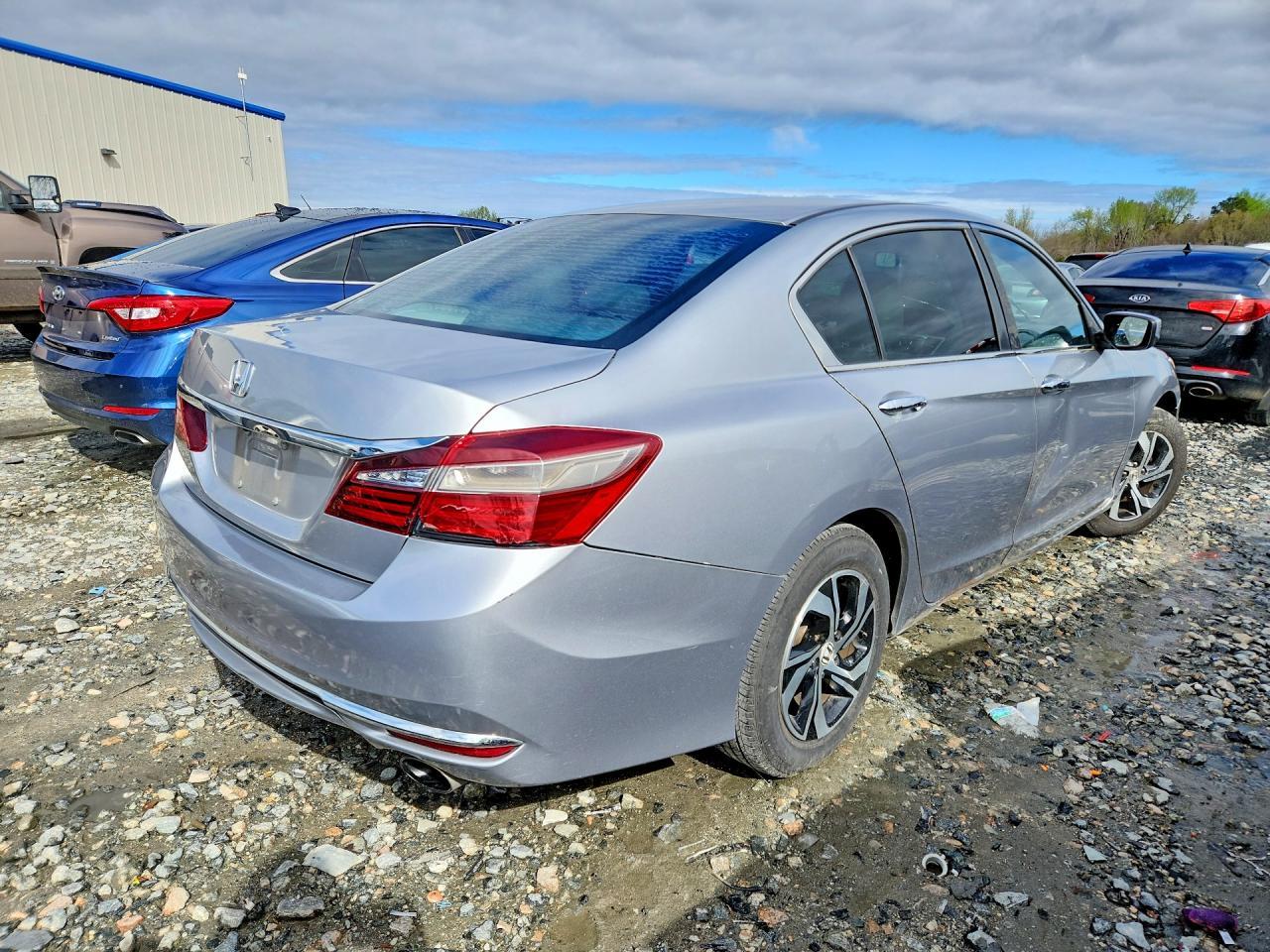 2017 Honda Accord Lx - Фото 3