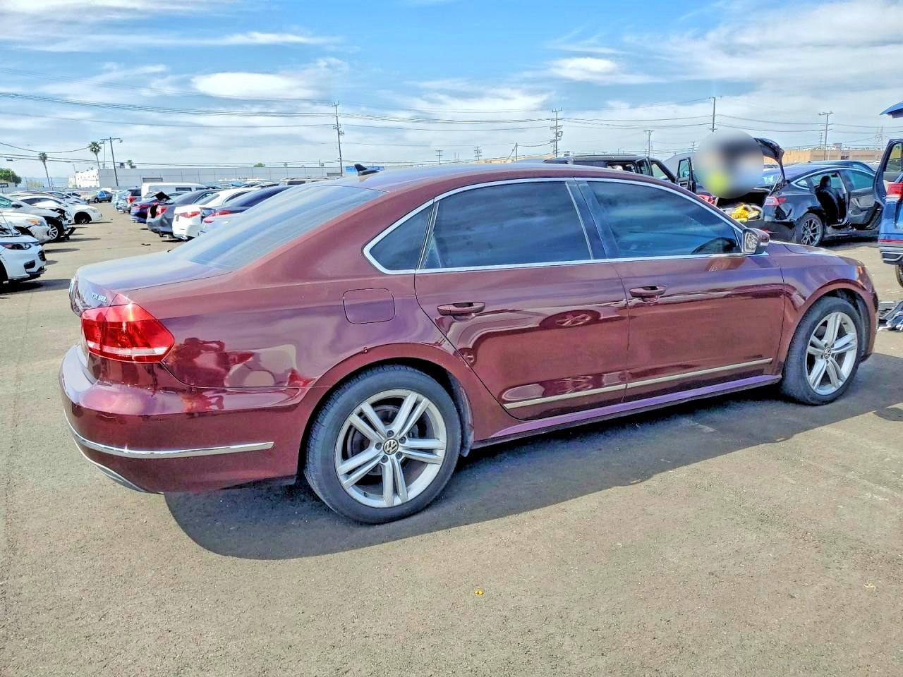 2013 Volkswagen Passat Sel - Фото 4