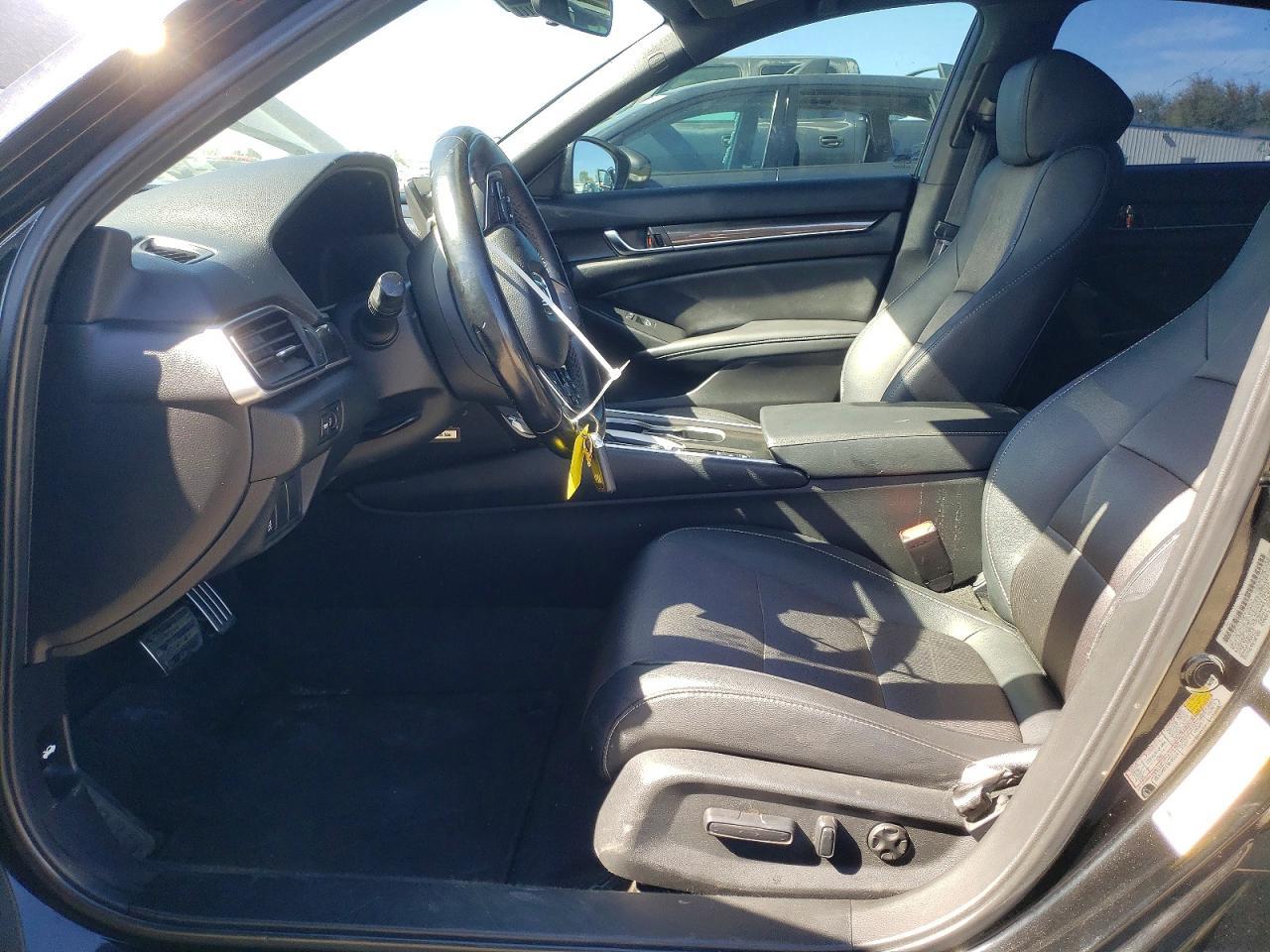 2020 Honda Accord Sport - Image 7