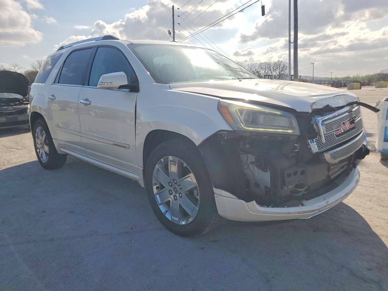 2013 GMC Acadia Denali - Image 4