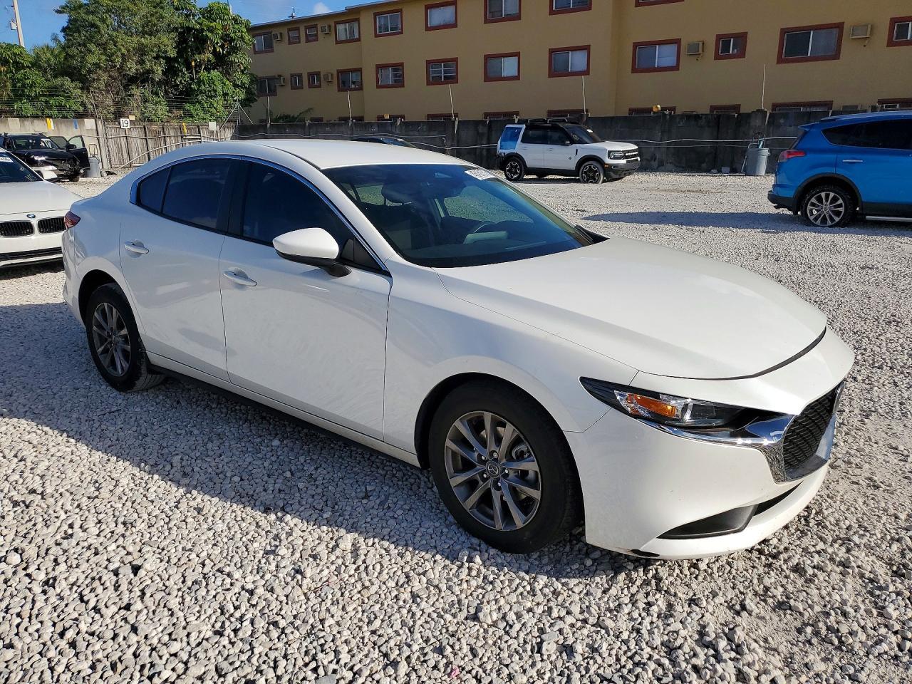 2024 Mazda 3 - Image 4