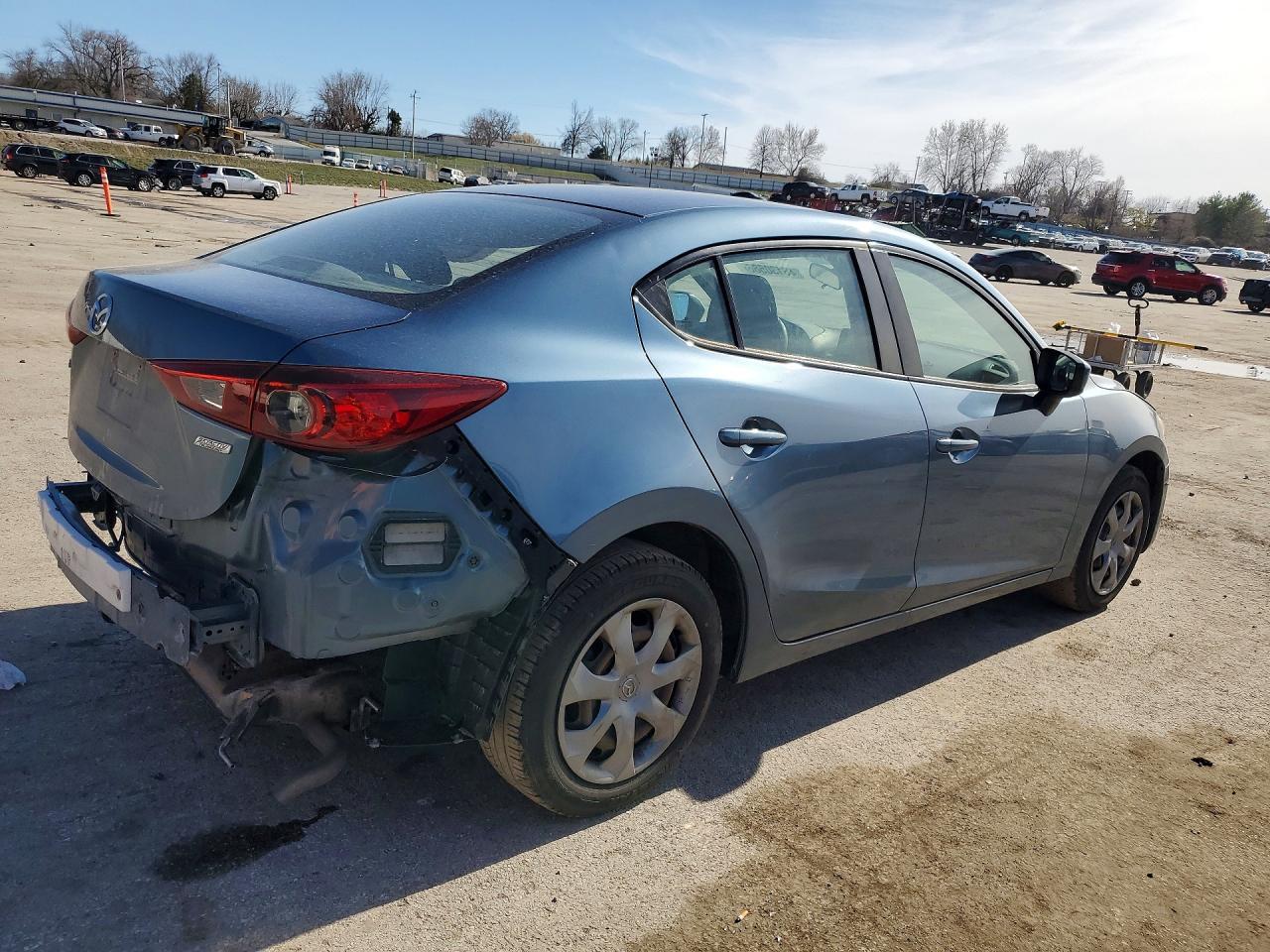 2015 Mazda 3 - Image 3