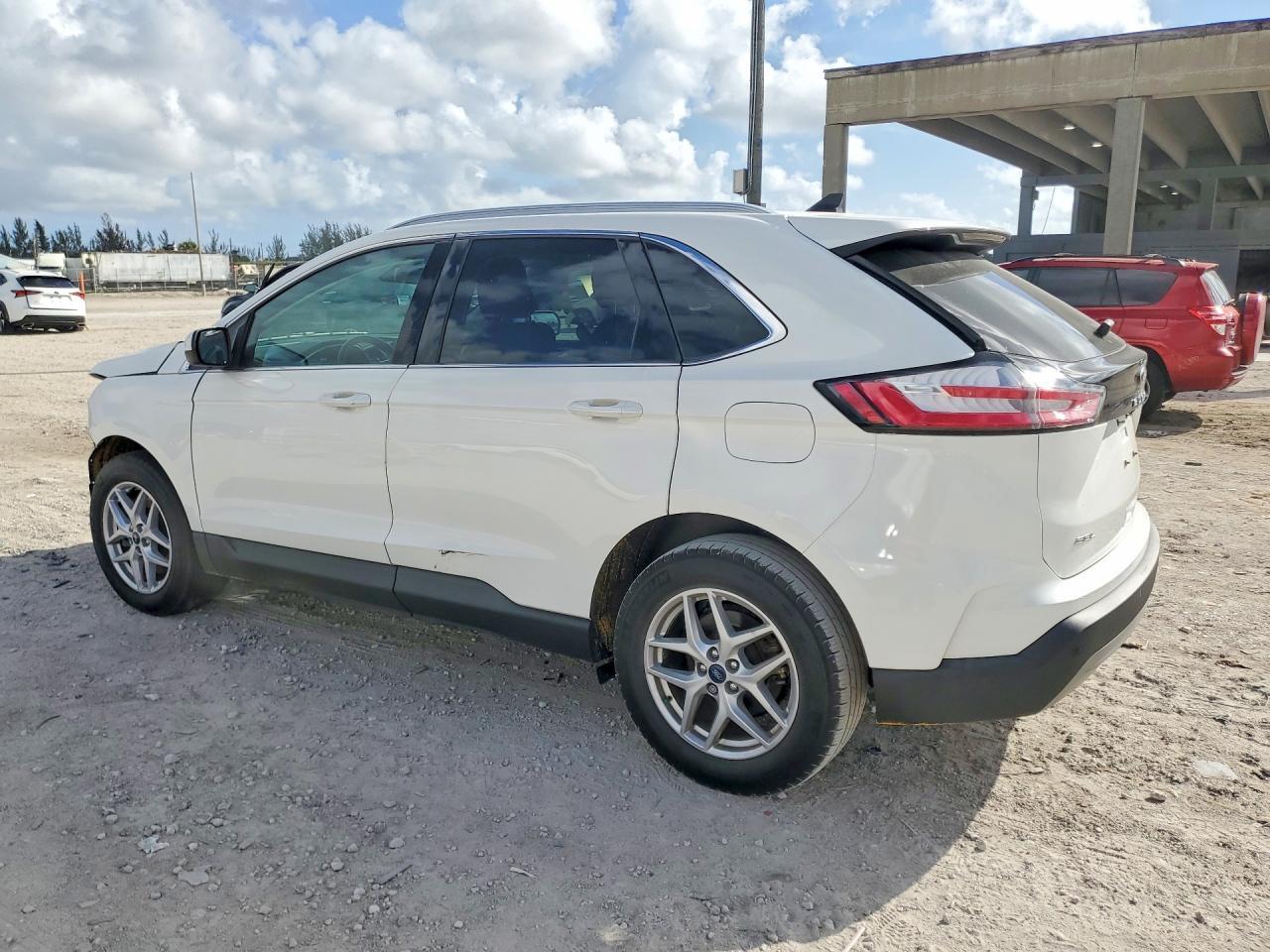 2021 Ford Edge Sel - Фото 2