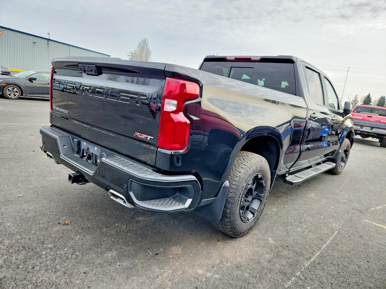 2022 Chevrolet Silverado K1500 Rst - Фото 3