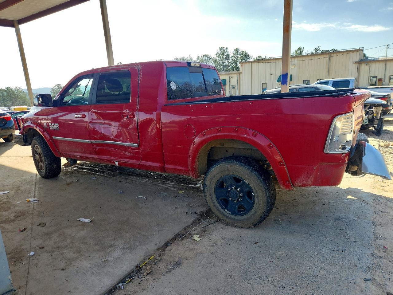 2016 Ram 3500 Laramie - Фото 2