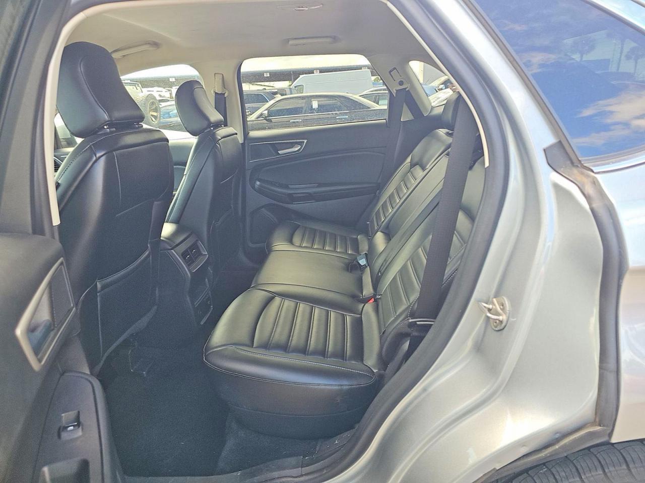 2024 Ford Edge Sel - Image 6