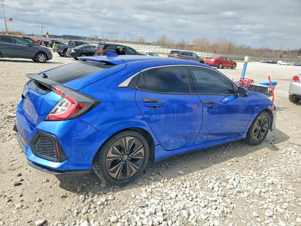 2019 Honda Civic Ex - Image 3