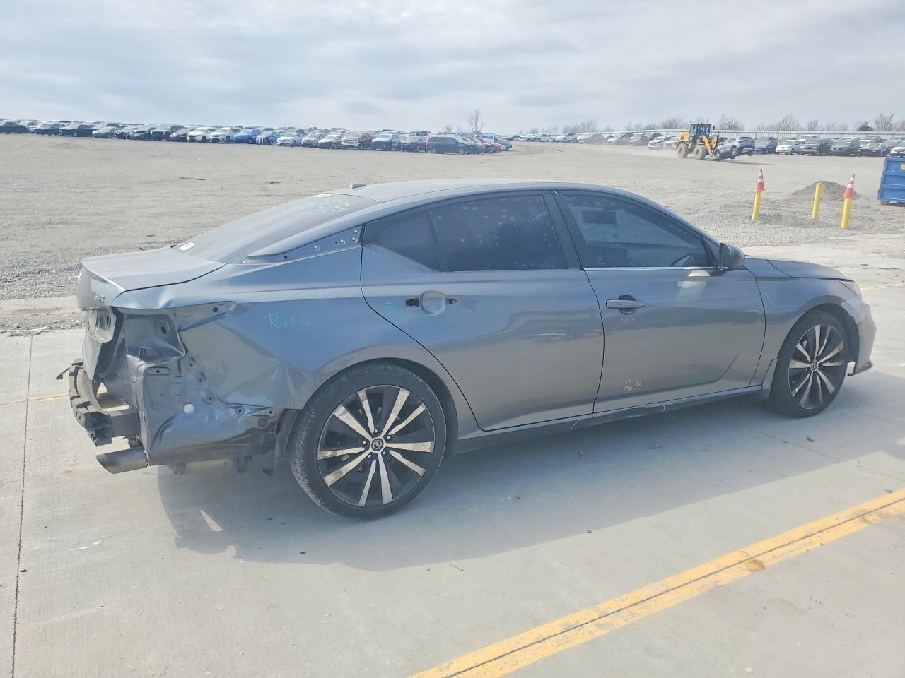 2021 Nissan Altima 2.5 Sr - Фото 3
