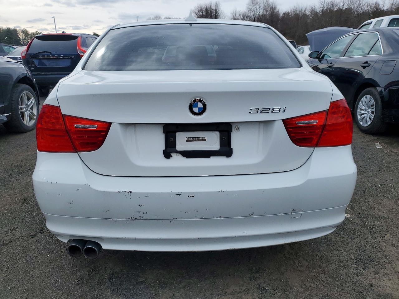 2011 BMW 328 Xi Sulev - Фото 6