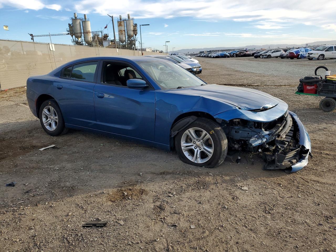 2022 Dodge Charger Sxt - Фото 4