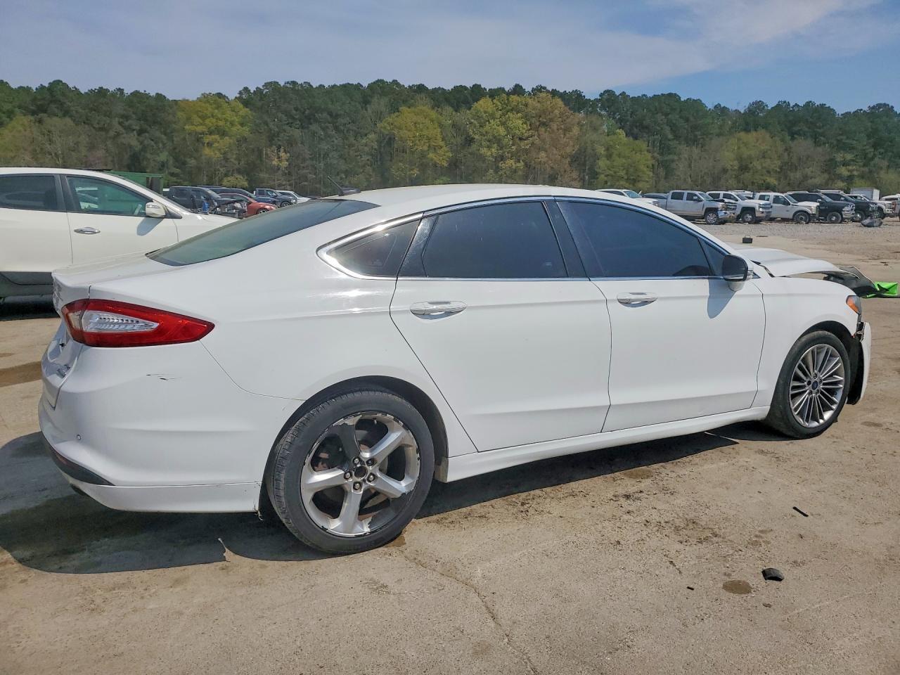 2013 Ford Fusion Se - Фото 3