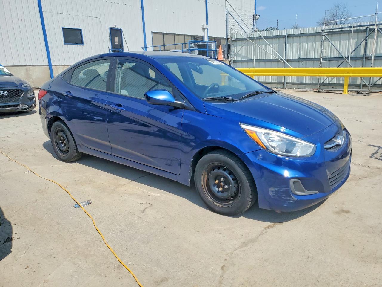 2015 Hyundai Accent Gls - Фото 4