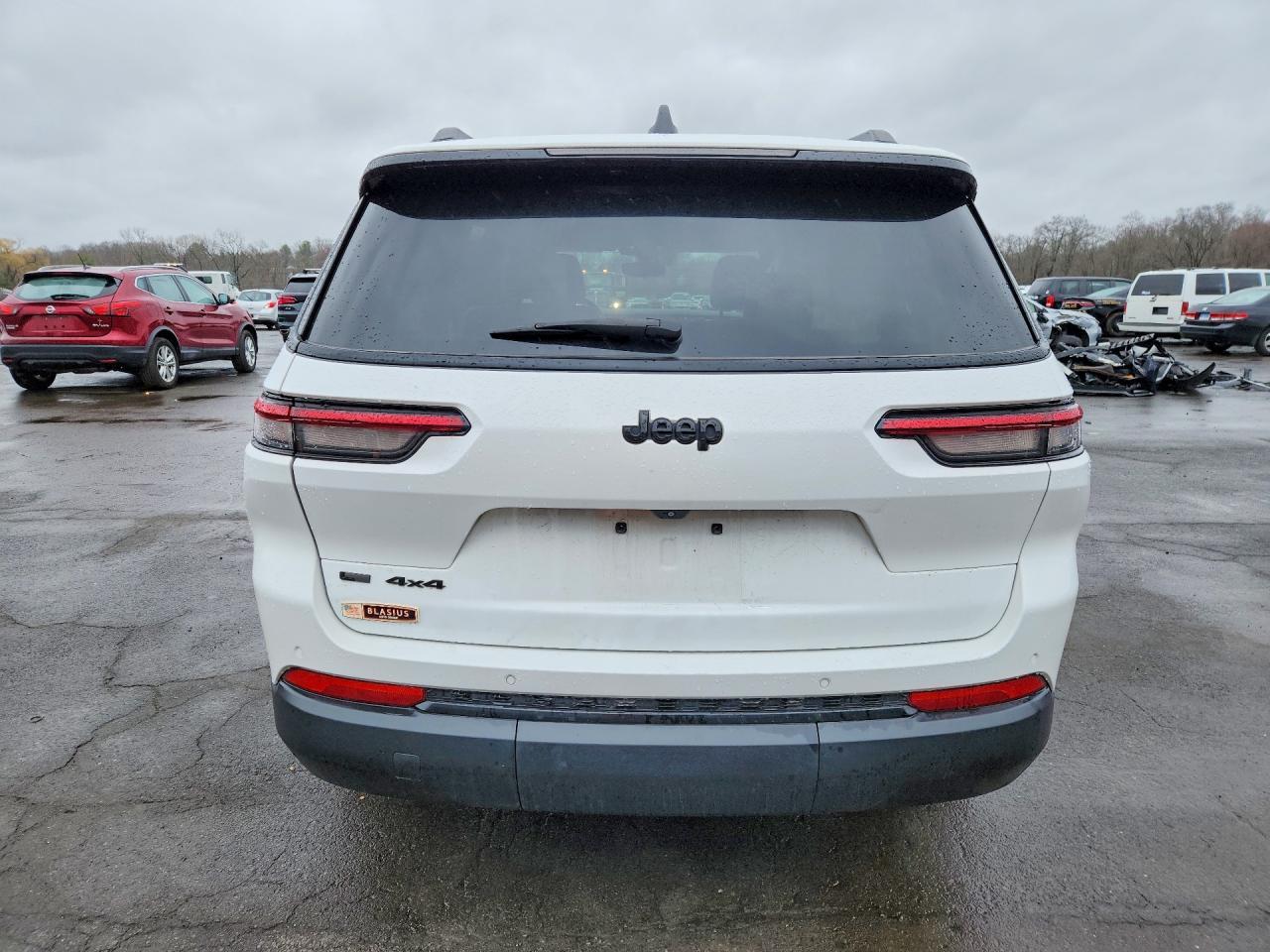 2021 Jeep Grand Cherokee L Laredo - Image 6