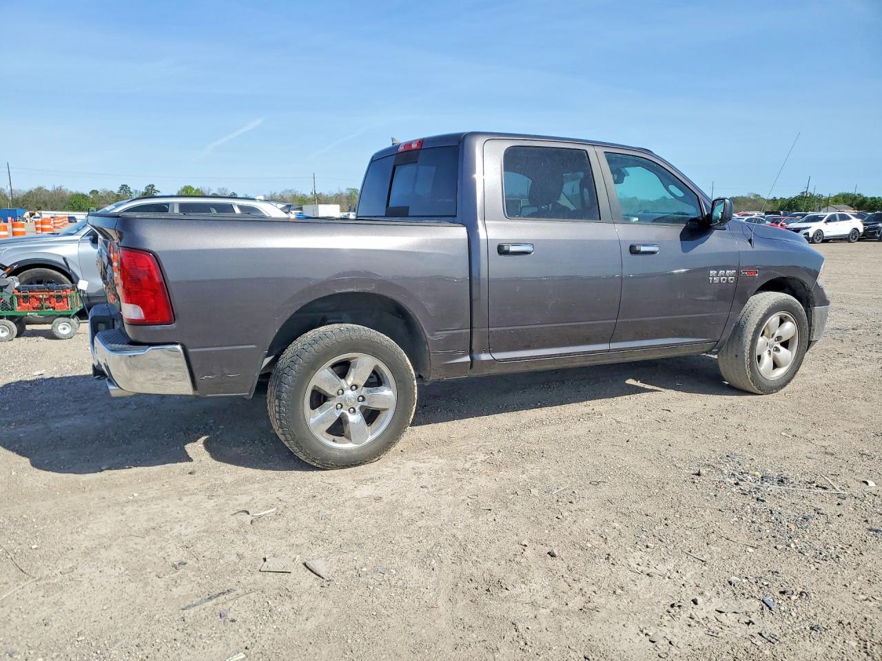 2015 Ram 1500 Slt - Image 3