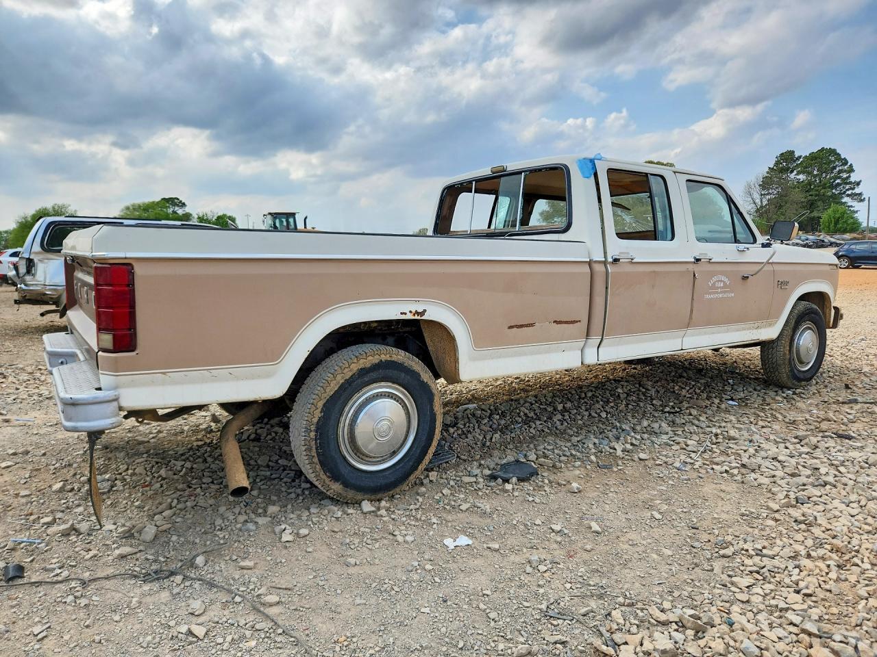 1983 Ford F350 - Фото 3