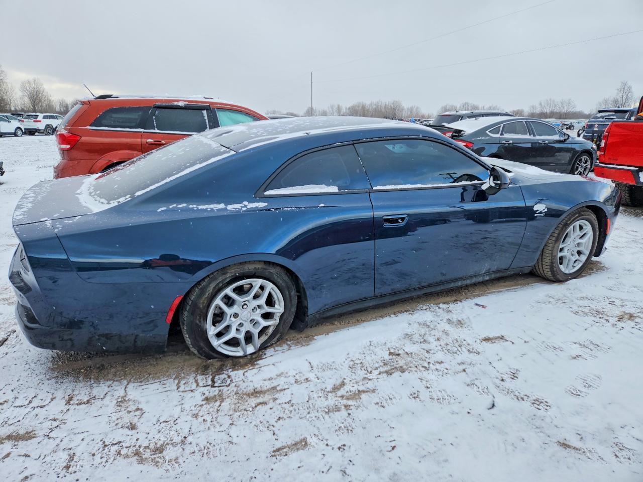 2025 Dodge Charger Daytona R - Image 3