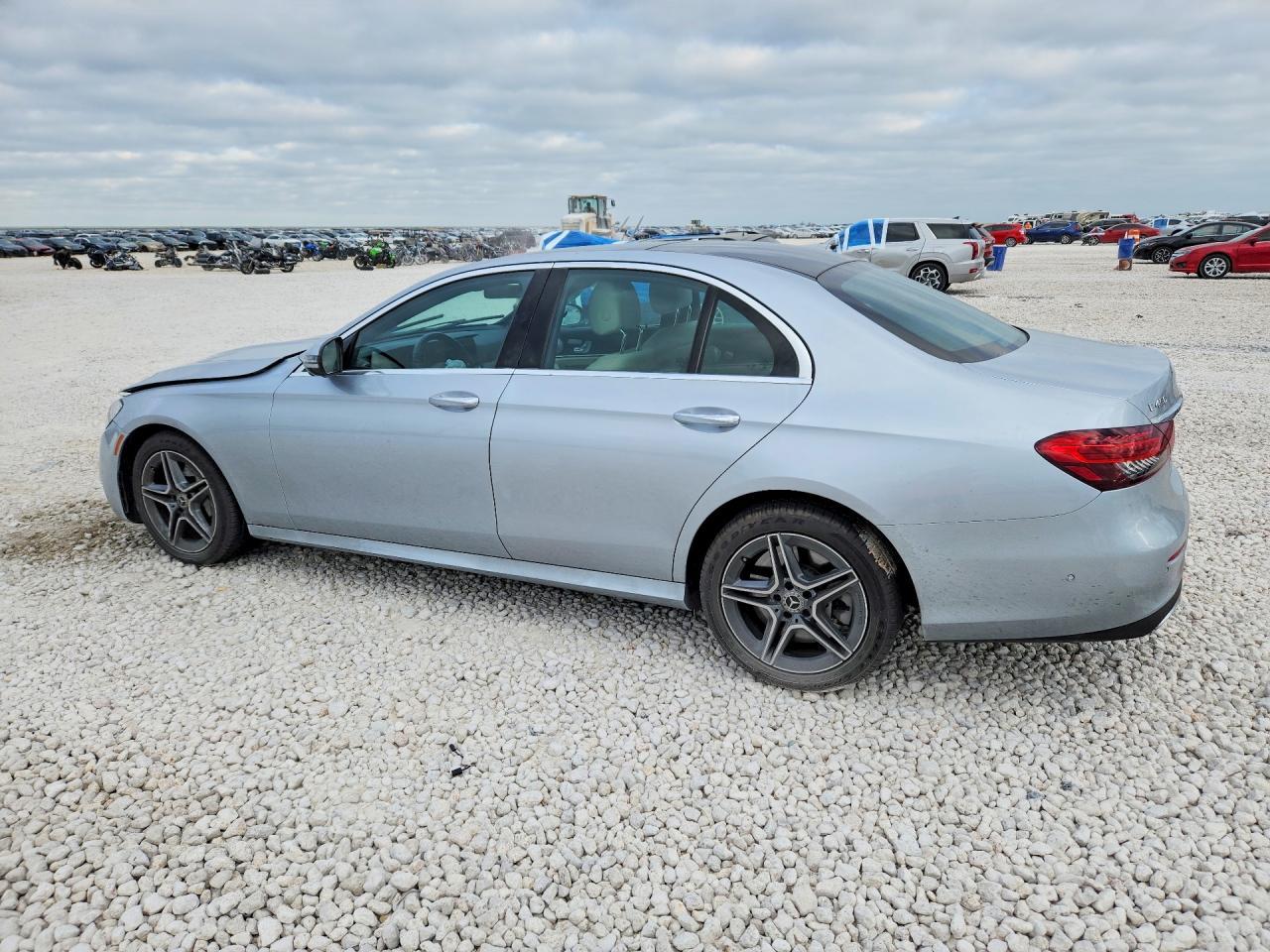 2021 Mercedes-Benz E 450 4Matic - Фото 2