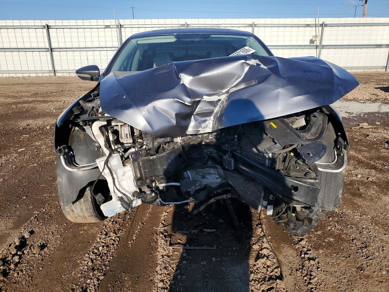 2017 Volkswagen Passat Se - Фото 5