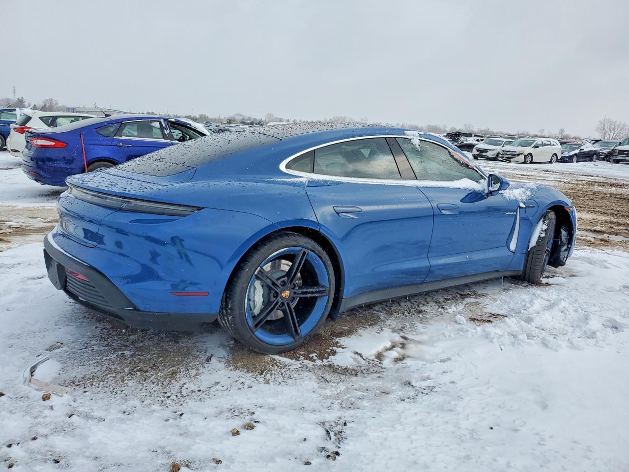 2021 Porsche Taycan 4S - Image 3