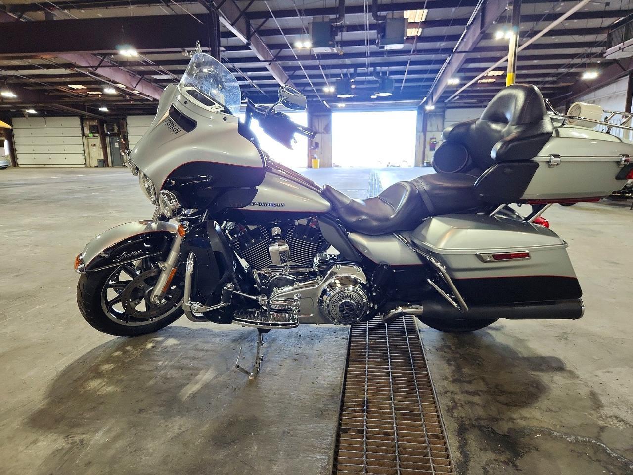 2015 Harley-Davidson Flhtkl Ultra Limited Low - Image 3
