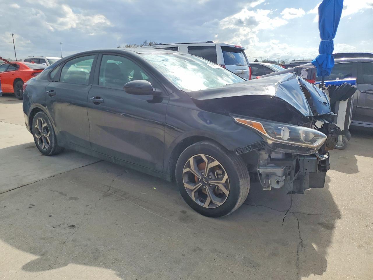 2021 Kia Forte - Image 4