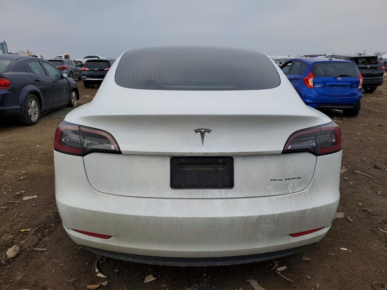 2020 Tesla Model 3 - Фото 6